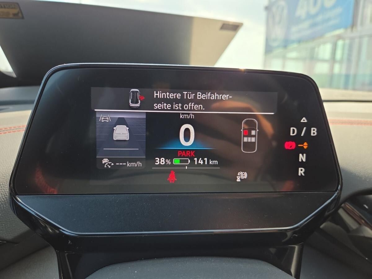 Volkswagen ID.4 GTX 4Motion*WÄRMEPUMPE*IQ.LIGHT*AHK*PANO*PDC*SHZ*NAVI*KLIMA