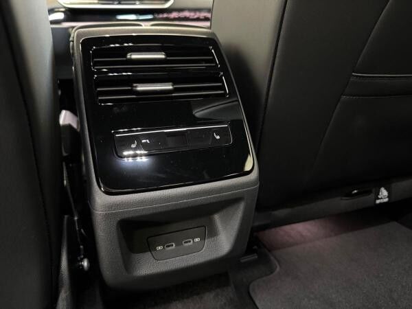 Volkswagen ID.7 Pro S NAVI+360*KAM+AHK+LED+ACC+HUD