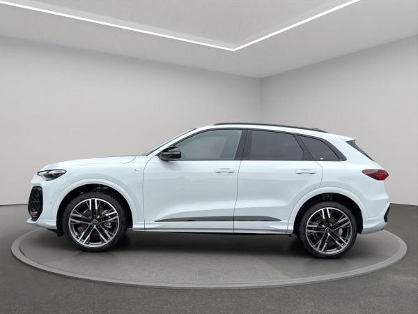 Audi Q5 SUV TFSI quattro S tronic+S LINE+PANO+AHK