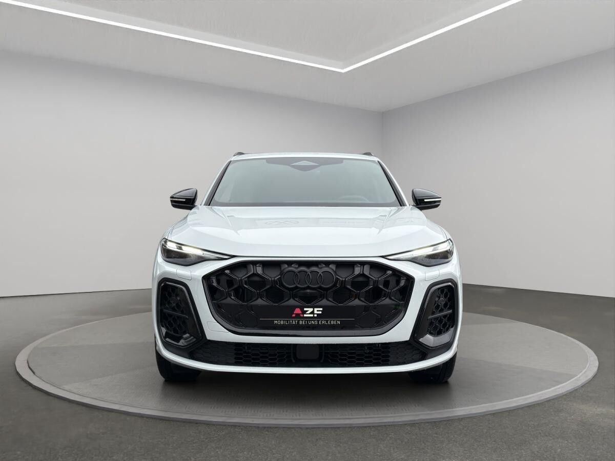 Audi Q5 SUV TFSI quattro S tronic+S LINE+PANO+AHK