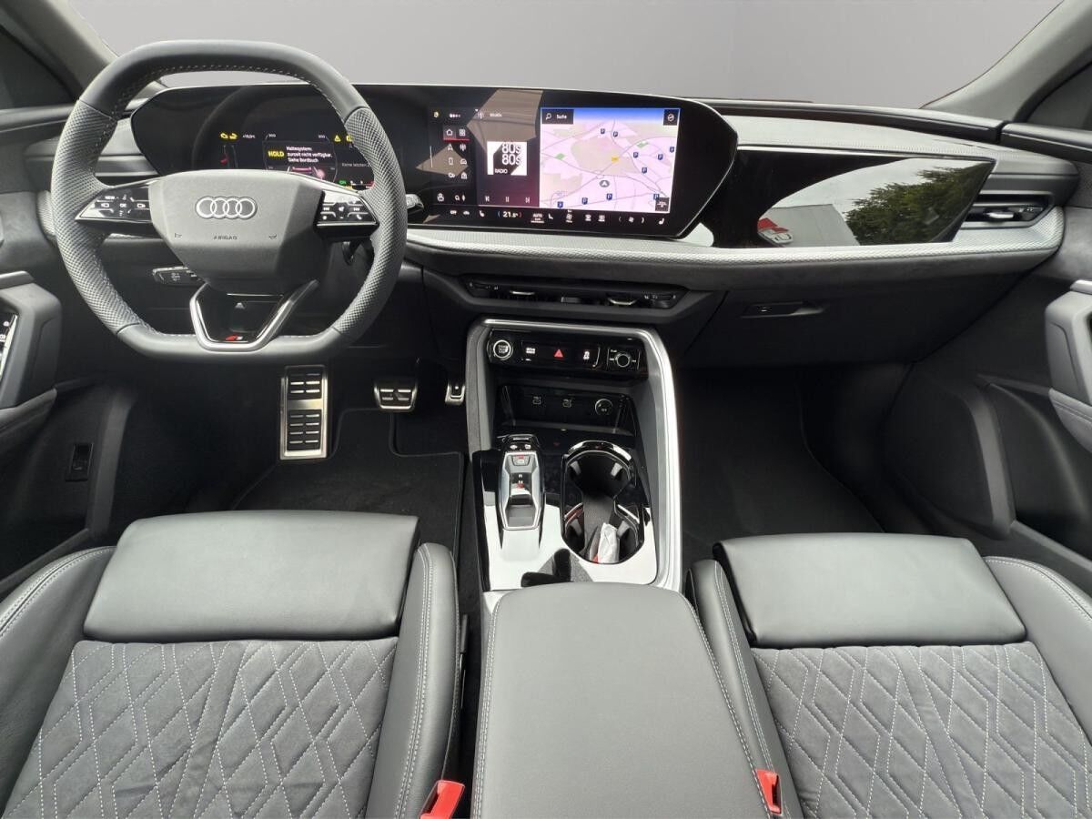 Audi Q5 SUV TFSI quattro S tronic+S LINE+PANO+AHK