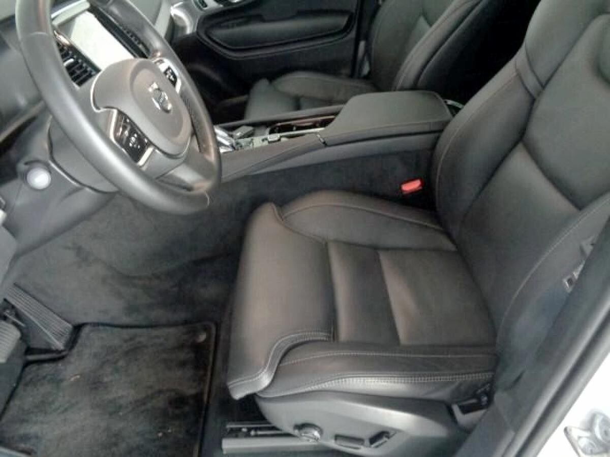 Volvo XC90 T8 Ultra Dark Plug-In Hybrid AWD*LUFTFW