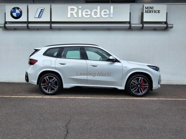 BMW X1 xDrive25e Steptronic Navi DSG Tempom.aktiv Bluetooth PDC