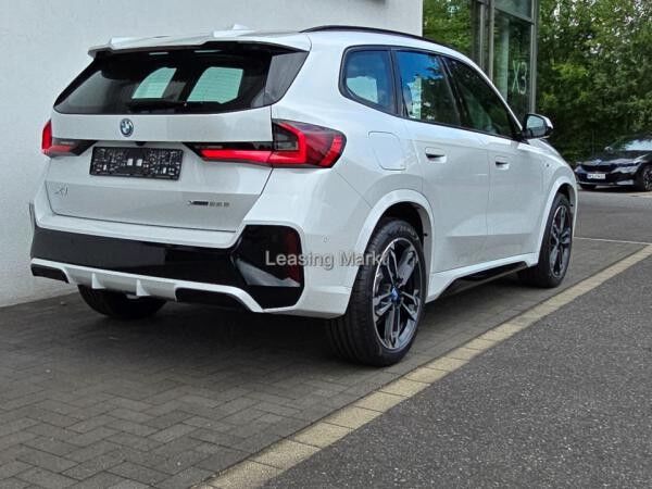 BMW X1 xDrive25e Steptronic Navi DSG Tempom.aktiv Bluetooth PDC