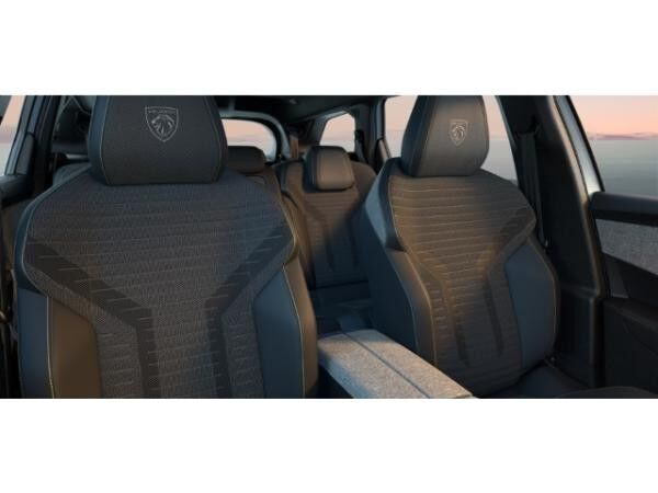 Peugeot 5008 Hybrid 145 GT Navi LED ACC El. Heckklappe Apple CarPlay Android Auto 2-Zonen-Klimaautom