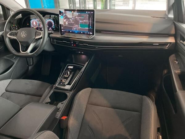 Volkswagen Golf Variant Style 1,5l eTSI DSG Pano Kamera Head up Display