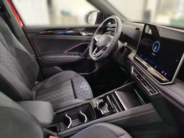 Volkswagen Tiguan 2.0 TDI R-Line 4Motion Navi Sprachassistent IDA Standheizung