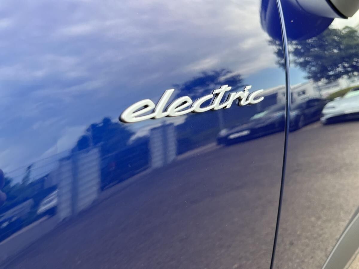 Porsche Macan 4 Pano.,PASM,Privacy,Servo+,Head-Up