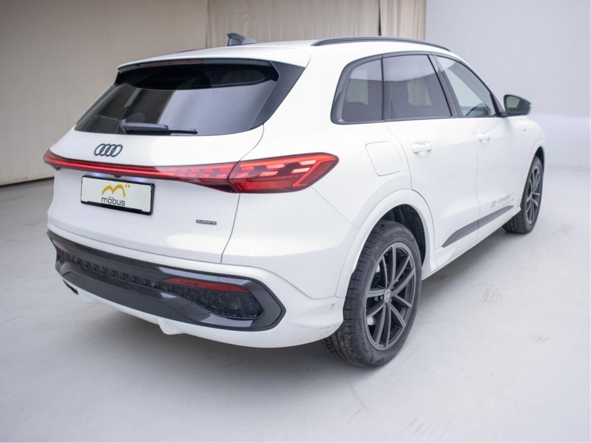 Audi Q5 TDI S-TRO*QUA*MATRIX*AHK*STAND*360*NAV