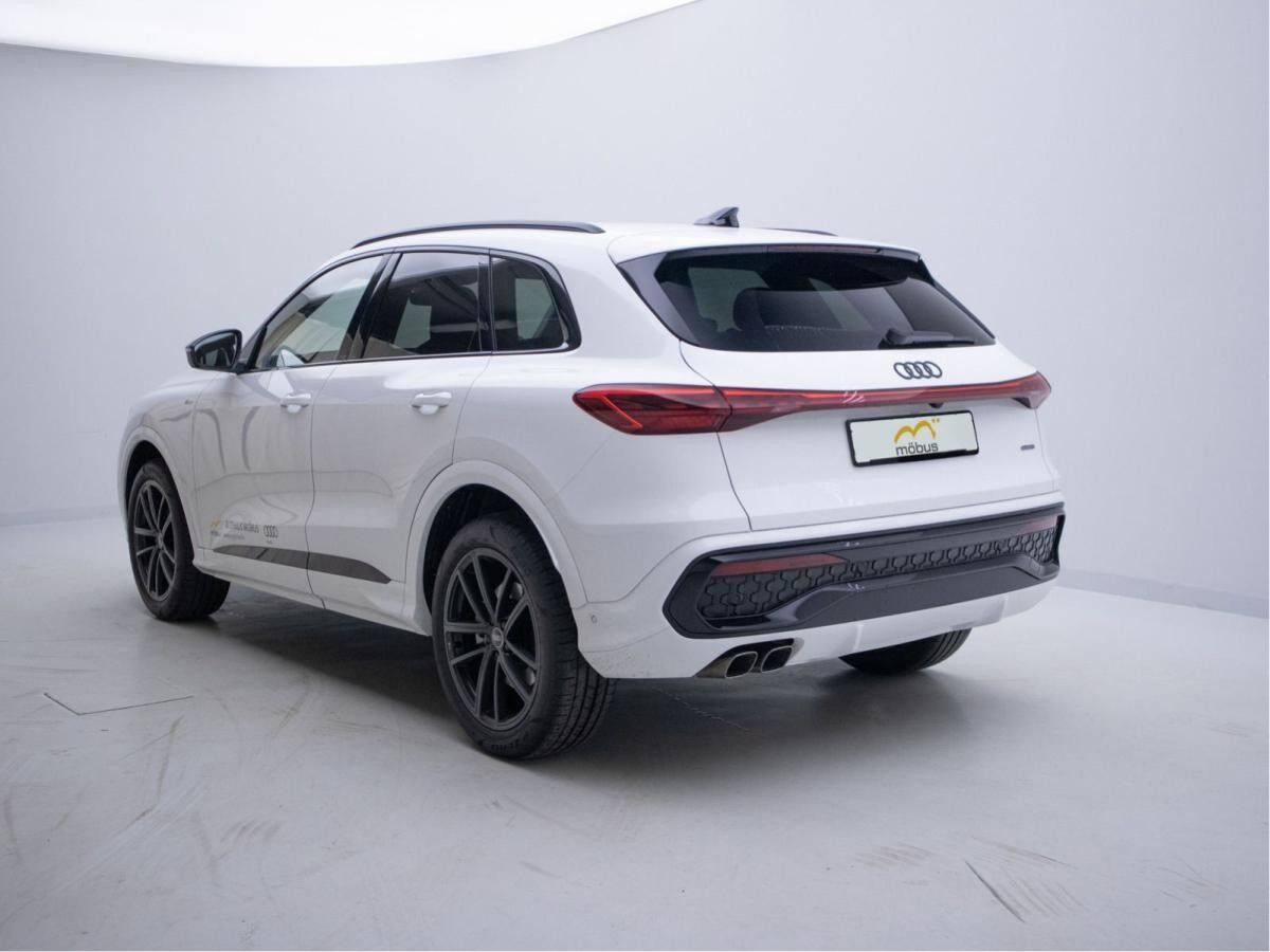 Audi Q5 TDI S-TRO*QUA*MATRIX*AHK*STAND*360*NAV