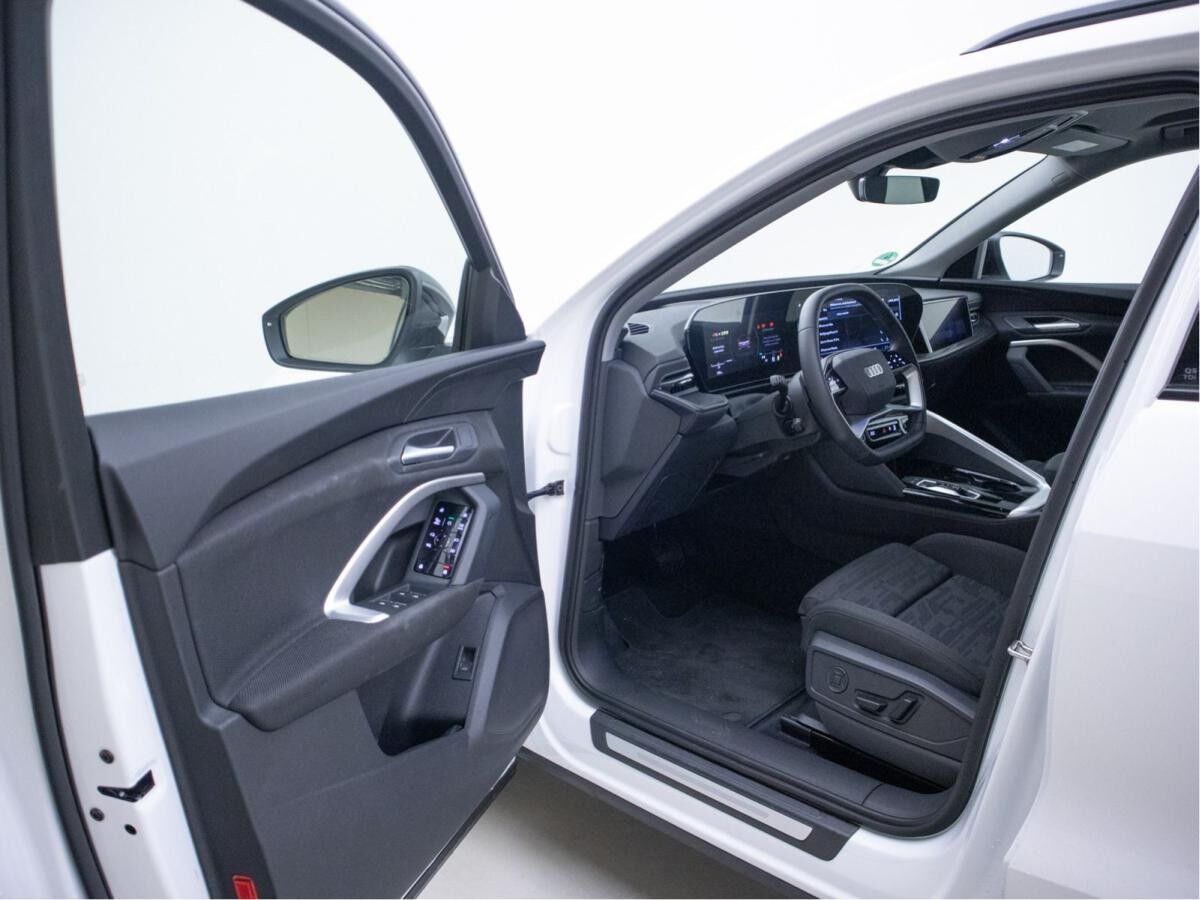 Audi Q5 TDI S-TRO*QUA*MATRIX*AHK*STAND*360*NAV