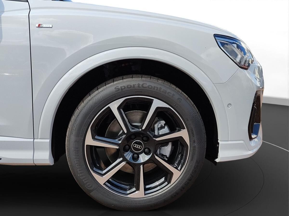 Audi Q3 40 TDI QUATTRO+S-LINE+AHK+NAVI+KAMERA+LED