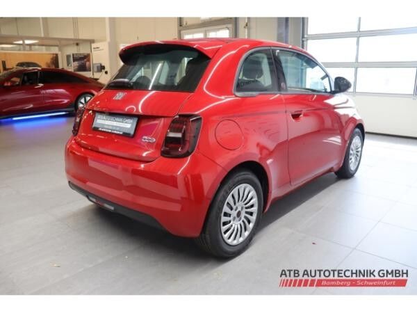 Fiat 500e MY25 RED 23,8 kWh Apple CarPlay Klimaautom DAB