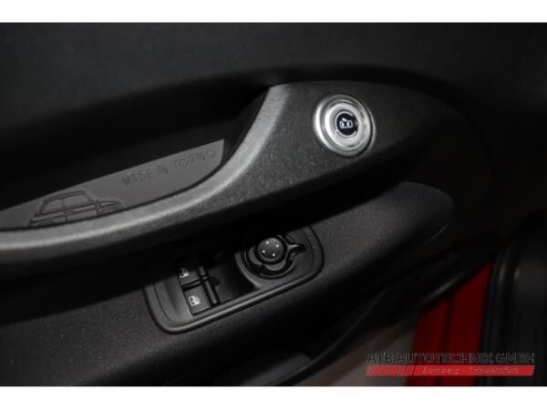 Fiat 500e MY25 RED 23,8 kWh Apple CarPlay Klimaautom DAB