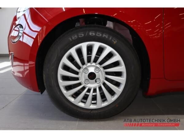 Fiat 500e MY25 RED 23,8 kWh Apple CarPlay Klimaautom DAB