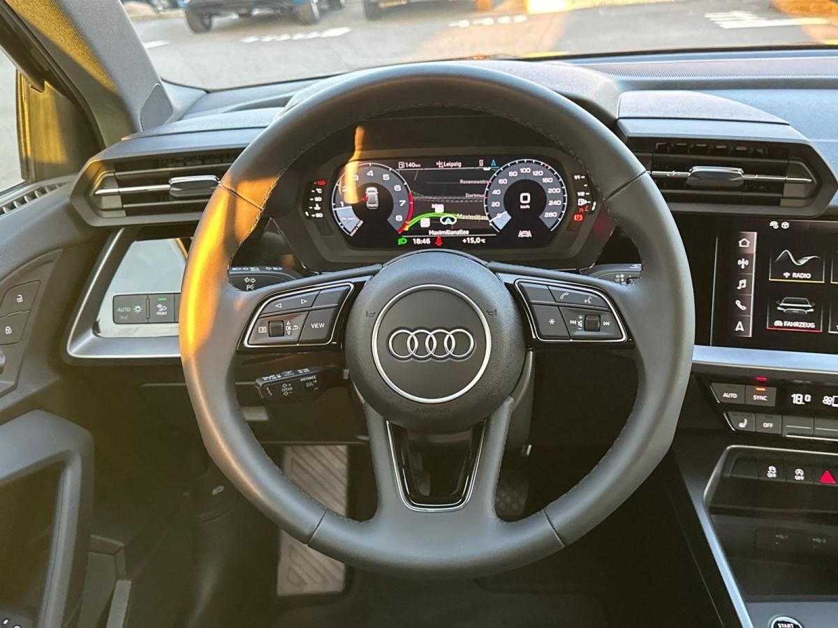Audi A3 Limousine 35 TFSI adv. *Matrix*Navi*Connect*