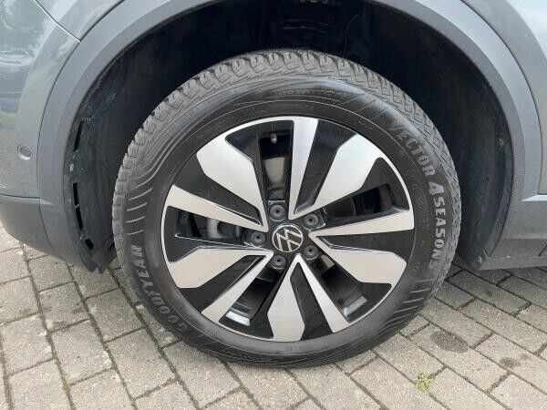 Volkswagen T-Roc Move 1.0 TSI LED SHZ Navi