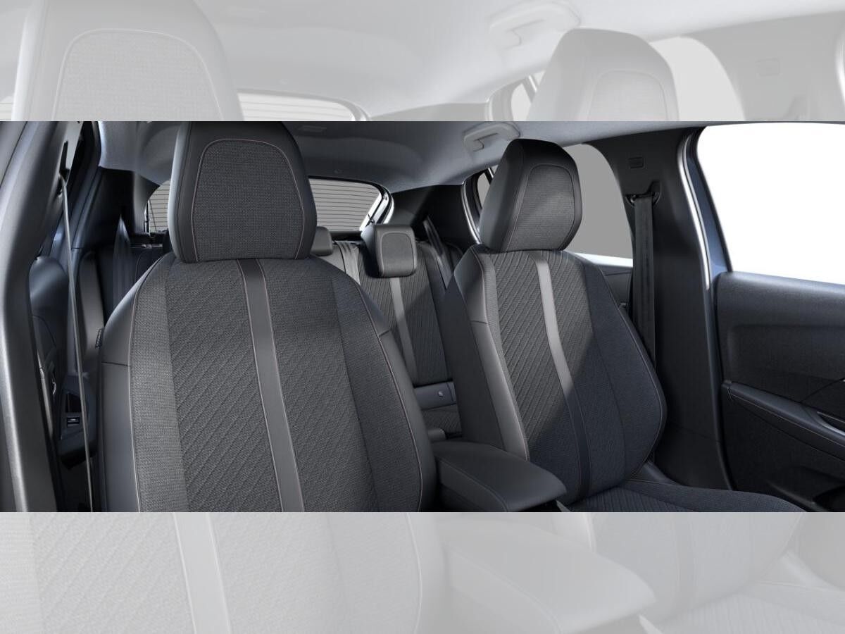 Peugeot 208 Allure 100PS mit Sitzheizung Privathammer