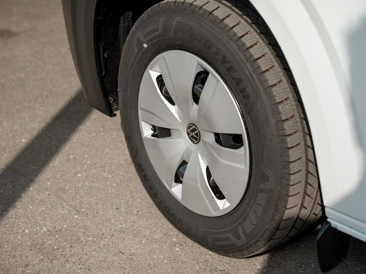 Volkswagen Transporter T7 LR Kasten 2.0 l TDI 6-Gang-Schaltgetriebe