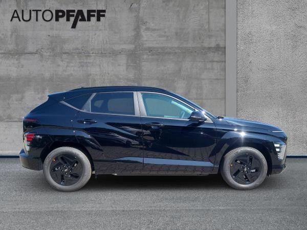 Hyundai Kona Elektro 65,4kWh Trend + Elek. Heckkl. >Sofort verfügbar<