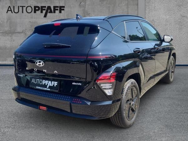 Hyundai Kona Elektro 65,4kWh Trend + Elek. Heckkl. >Sofort verfügbar<