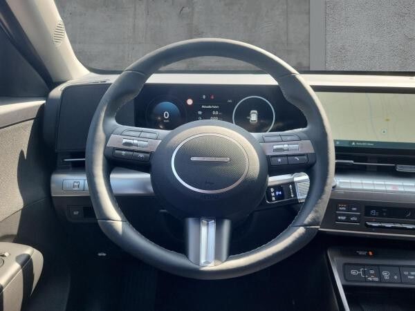 Hyundai Kona Elektro 65,4kWh Trend + Elek. Heckkl. >Sofort verfügbar<
