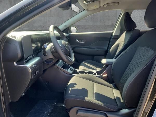 Hyundai Kona Elektro 65,4kWh Trend + Elek. Heckkl. >Sofort verfügbar<