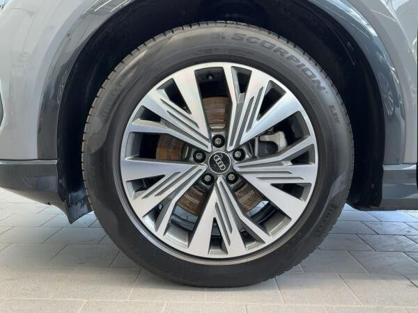 Audi Q4 e-tron 40 LED virtual DAB Navi