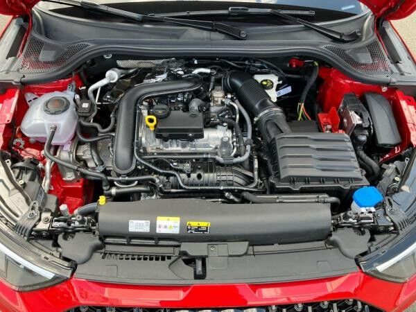 Audi A1 allstreet 30 TFSI S-tronic / MMI-Navi+, LED