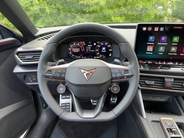 Cupra Leon ST 1.5 e-Hybrid #Sennheiser #Matrix #ACC