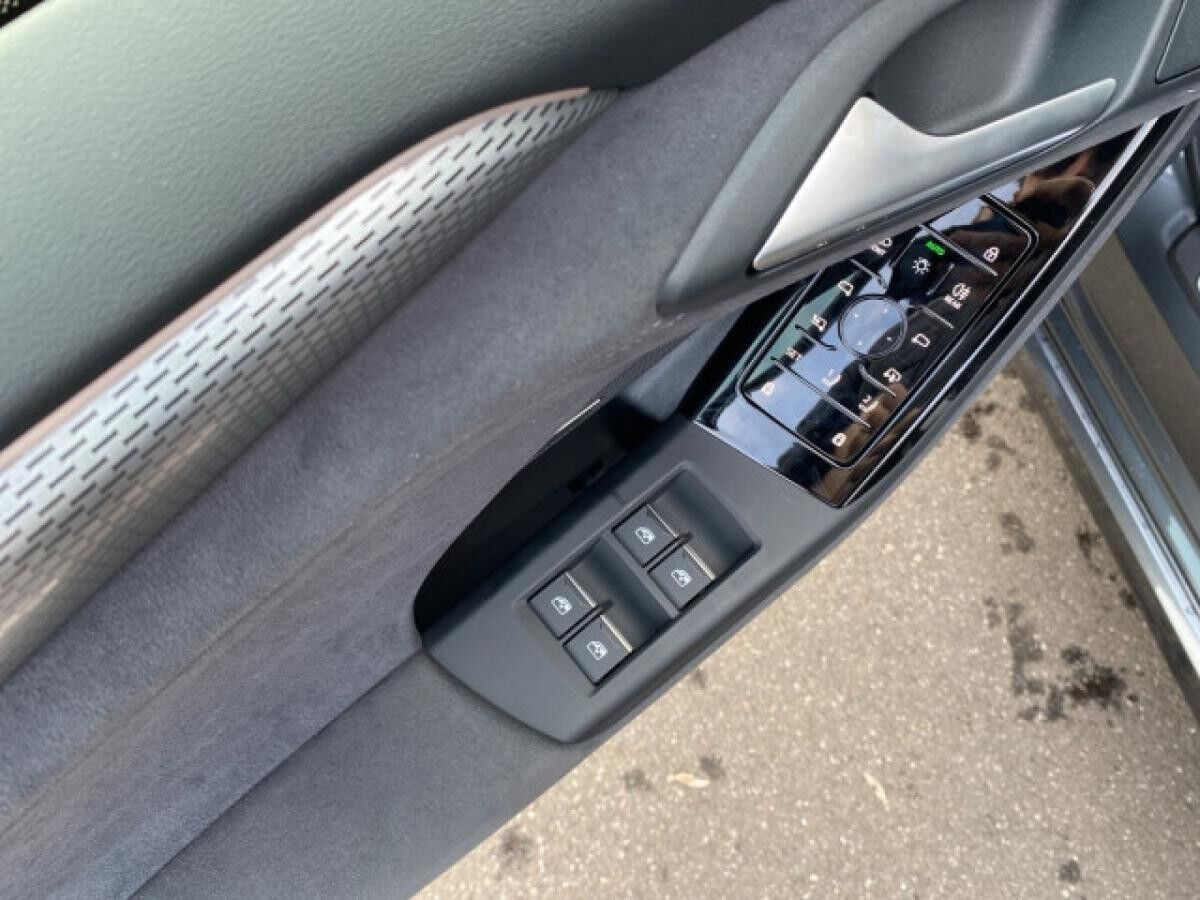 Audi A6 e-tron Avant performance * 360°-Kamera * Panoramadach