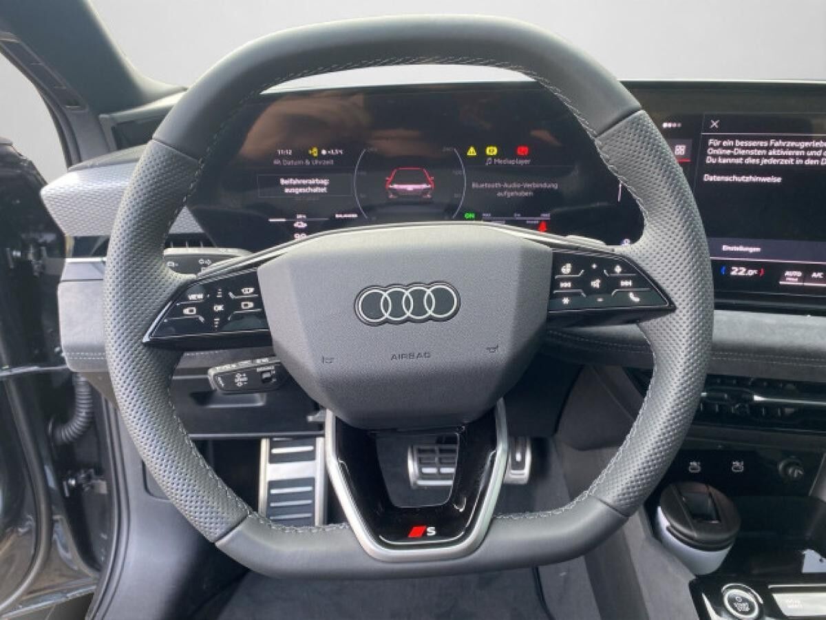 Audi A6 e-tron Avant performance * 360°-Kamera * Panoramadach