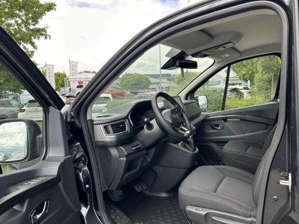 Nissan Primastar Kombi Tekna L1H1 170PS Automatik , Design, Allwetterreifen