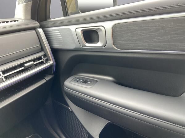 Hyundai Santa Fe Intro Edition HEV