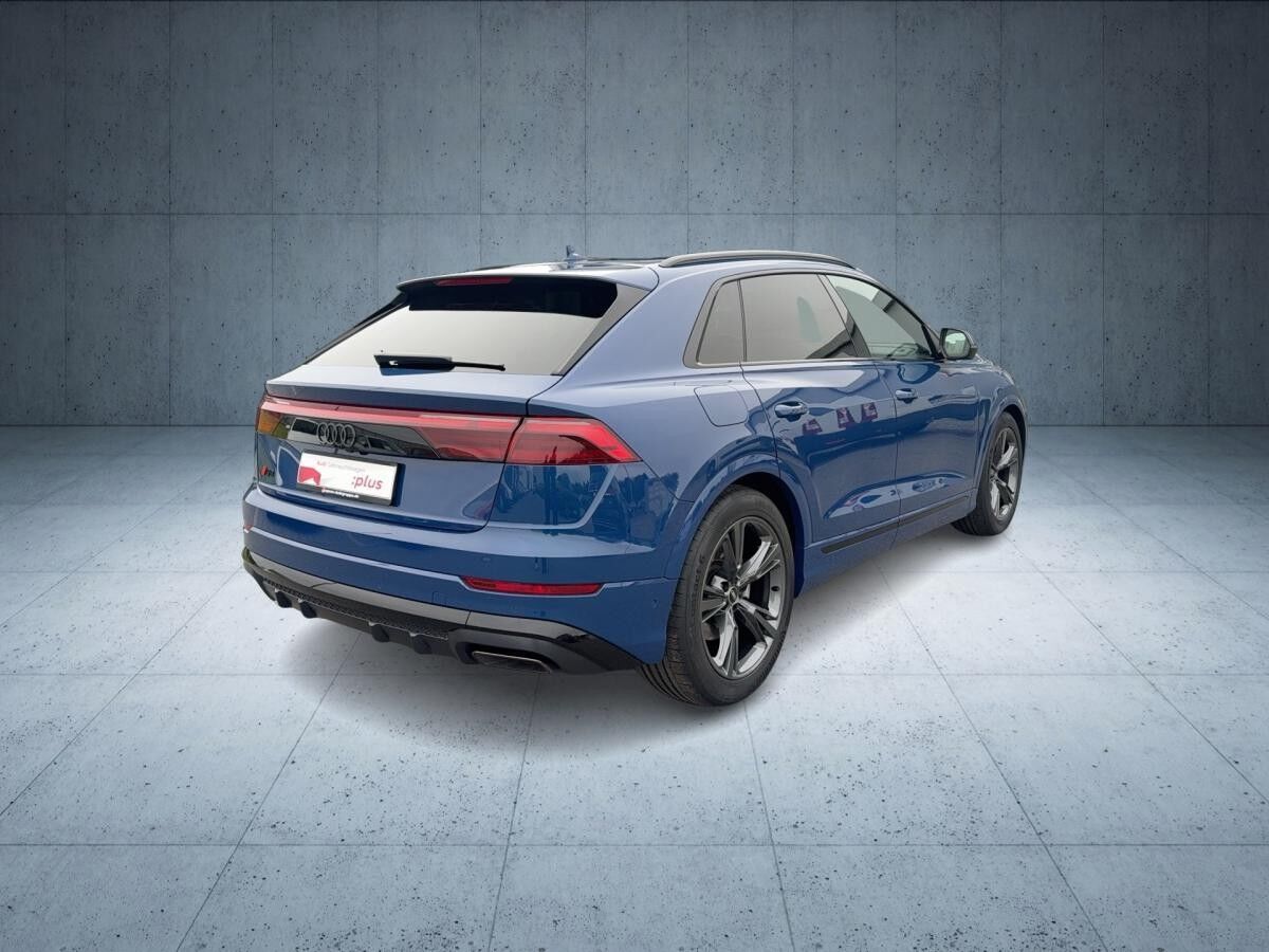 Audi Q8 SUV 55 TFSI qu. tiptr. Luft PANO HUD Matrix