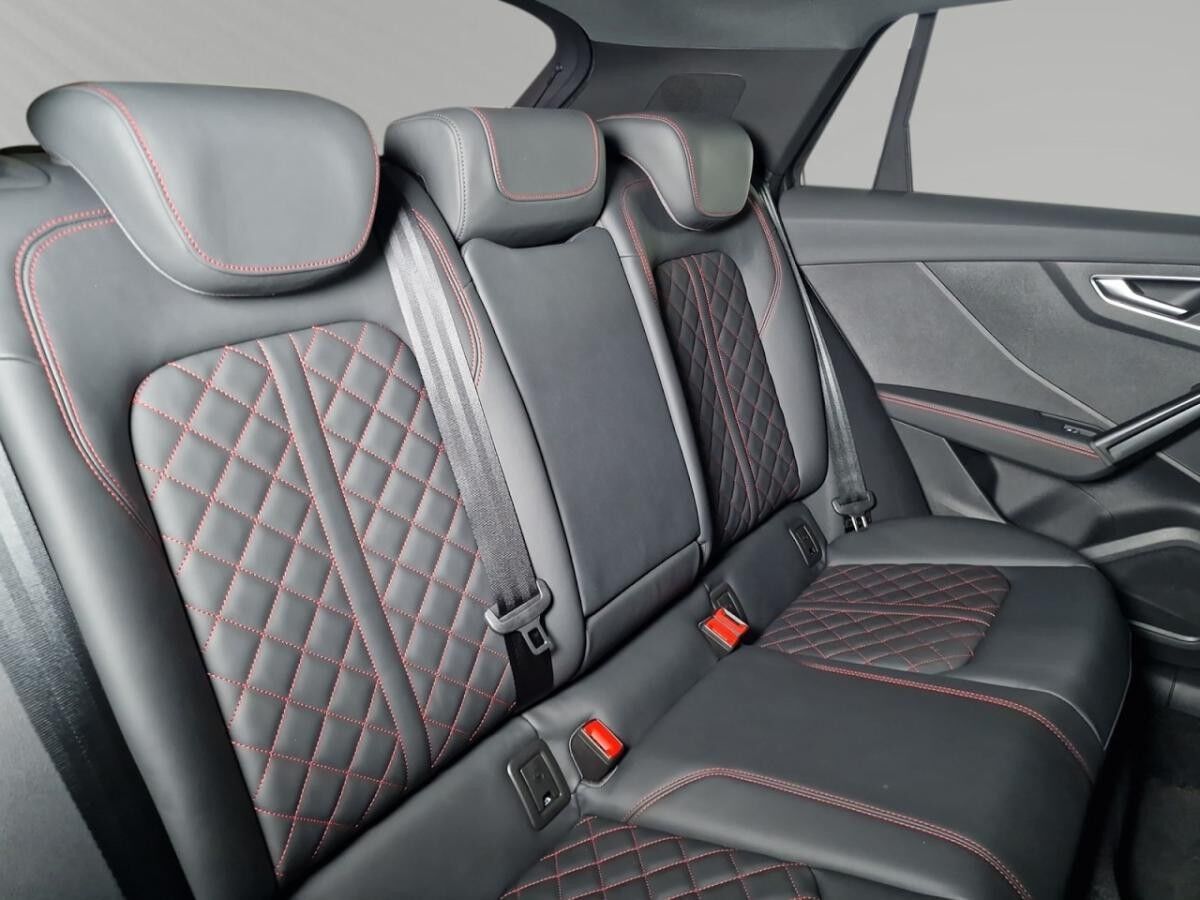 Audi Q2 S-line ⚡Eroberungsangebot⚡Sofort Verfügbar⚡35 TFSI (150 PS) S-tronic Audi Q2 S-line ⚡Eroberungsangebot⚡Sofort Verfügbar⚡35 TFSI (150 PS) S-tronic