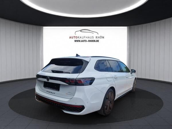 Volkswagen Passat R-Line Signature*Sitzklima*AHK*Pano*HuD*Harman Kardon