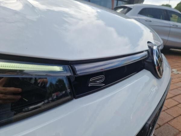 Volkswagen Passat R-Line Signature*Sitzklima*AHK*Pano*HuD*Harman Kardon