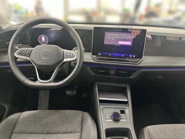 Volkswagen Tiguan 1.5 eTSI Life Navi AHK Sprachassistent Spurwechselassistent