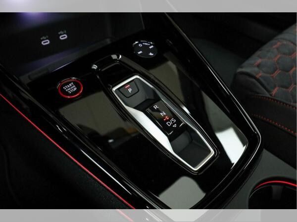 Audi RS3 Sportback MOCHA*CARBON*PANO*SCHALEN*MATRIX*KAMERA