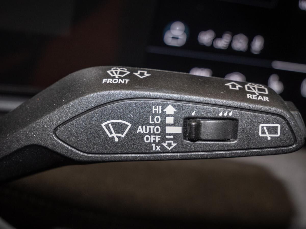 Audi S6 quattro edition one beige