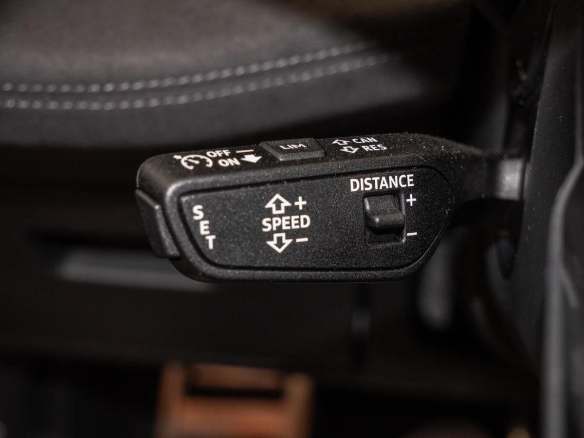 Audi S6 quattro edition one beige