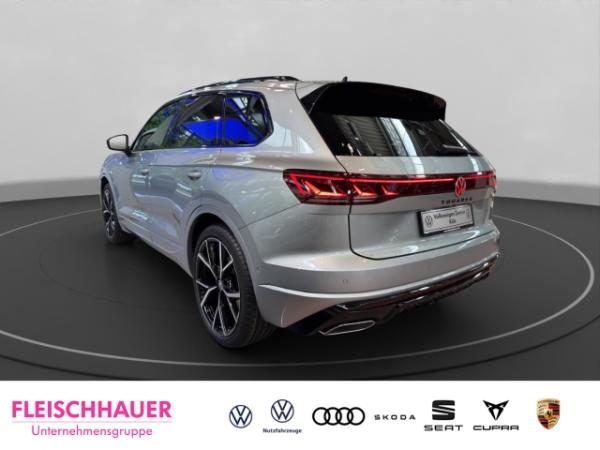 Volkswagen Touareg R-Line 3.0 TDI 4MOTION HUD PANO AHK LEDER