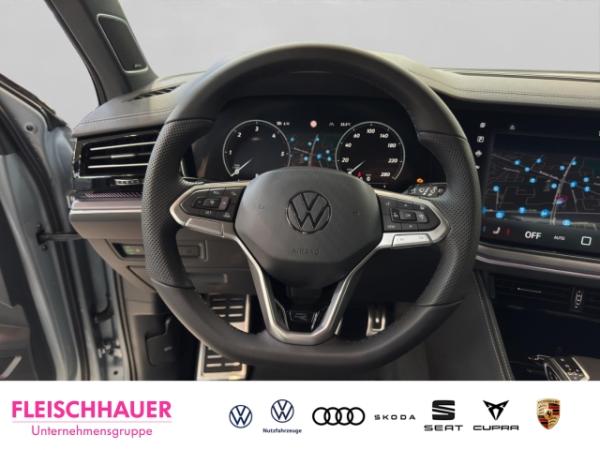 Volkswagen Touareg R-Line 3.0 TDI 4MOTION HUD PANO AHK LEDER