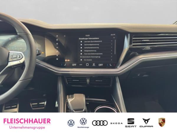 Volkswagen Touareg R-Line 3.0 TDI 4MOTION HUD PANO AHK LEDER