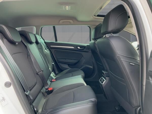 Renault Megane Grandtour Plug-In 160 Intens S-Dach Navi