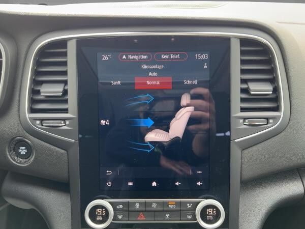 Renault Megane Grandtour Plug-In 160 Intens S-Dach Navi