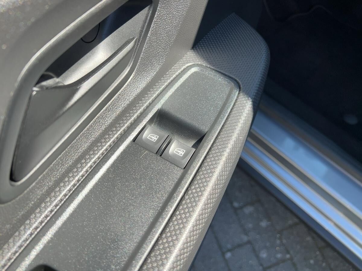 Dacia Jogger Essential TCe 100 ECO-G Gas Klima