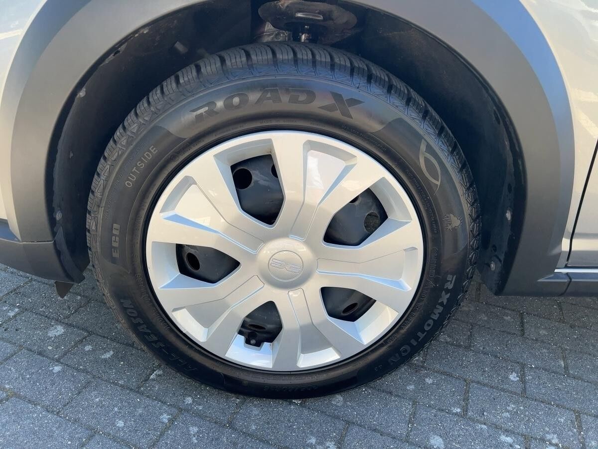 Dacia Jogger Essential TCe 100 ECO-G Gas Klima