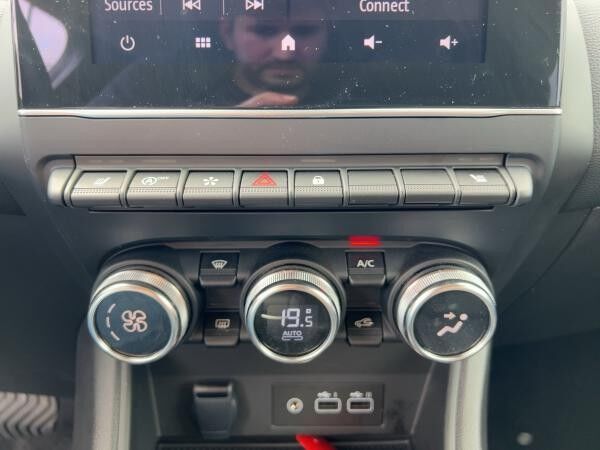 Renault Captur TCe 140 Techno Sitzheizung Allwetter
